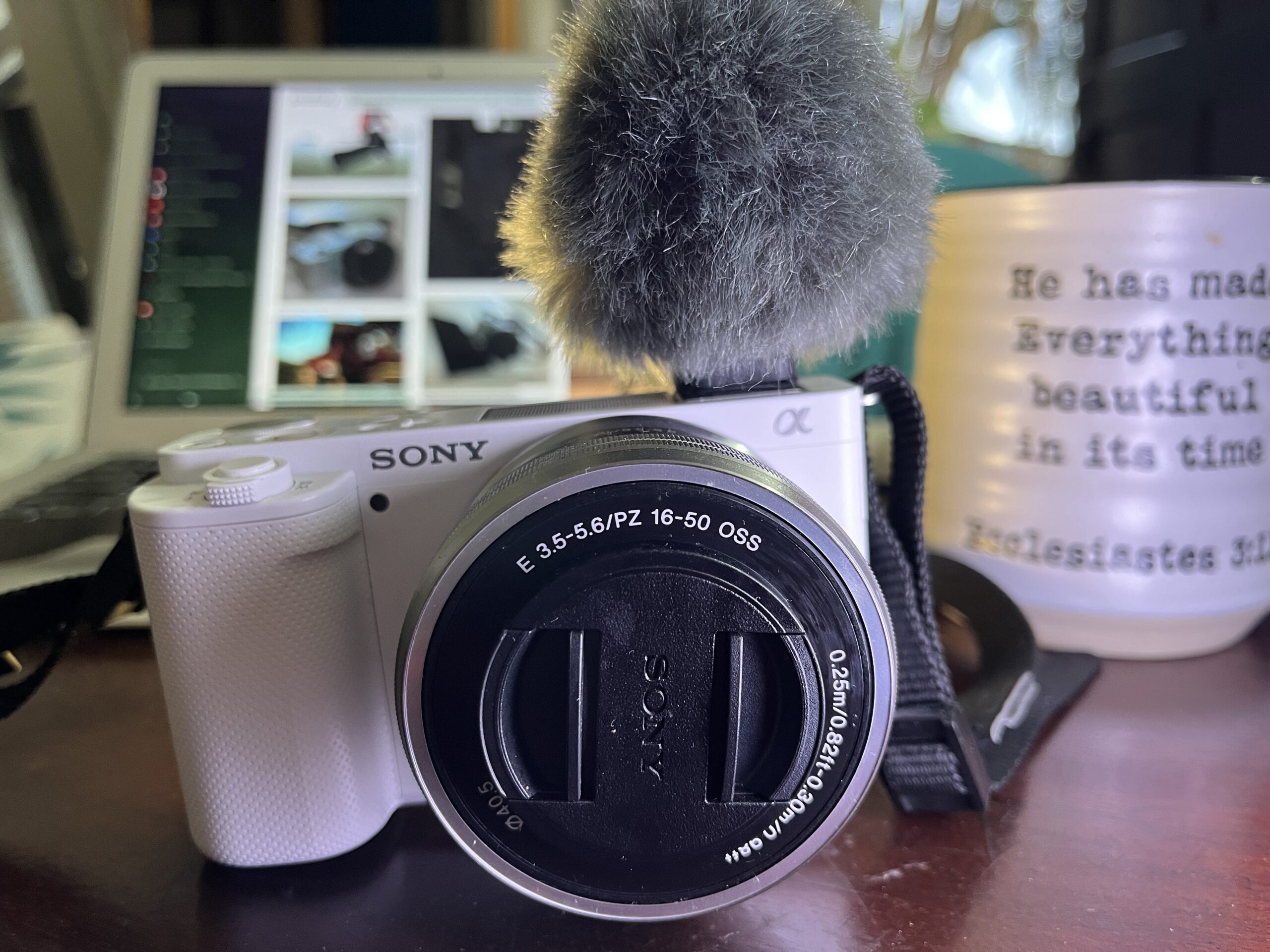 Sony ZV-E10